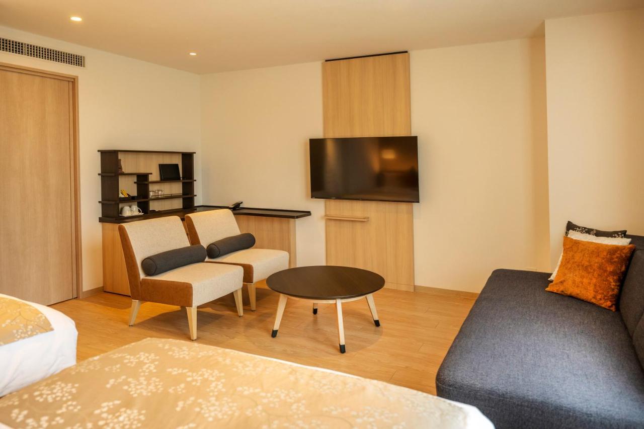 คังโป โนะ ยะโดะ โอะอุเมะ Hotel Ome ภายนอก รูปภาพ