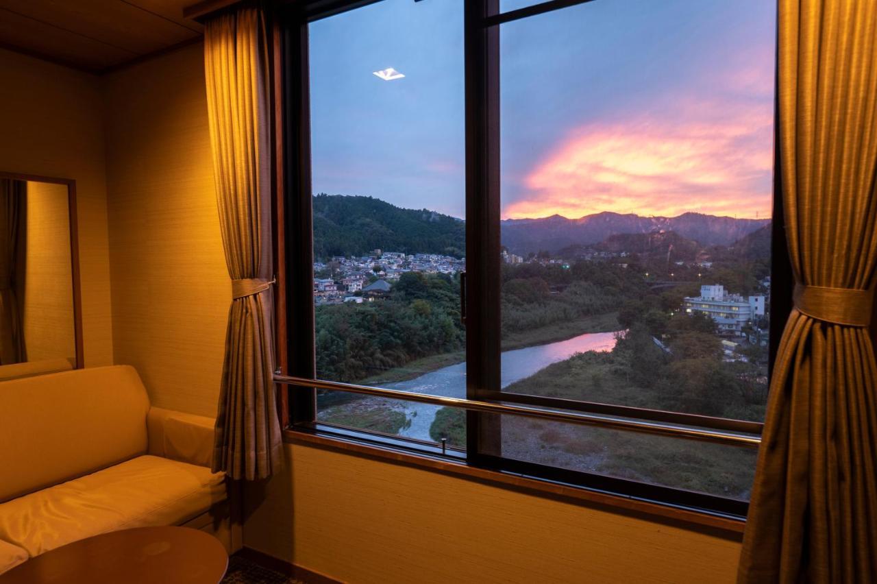 คังโป โนะ ยะโดะ โอะอุเมะ Hotel Ome ภายนอก รูปภาพ