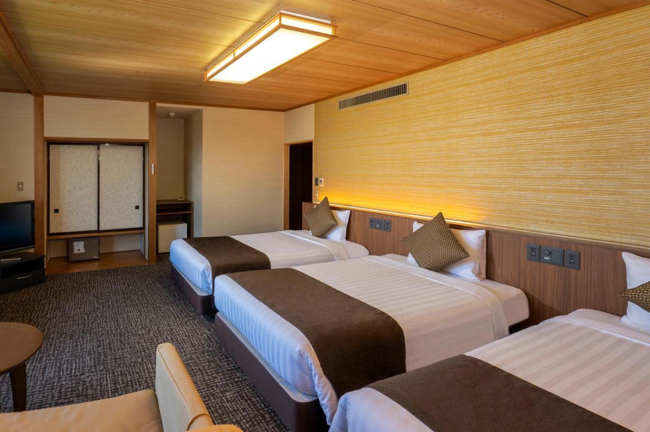 คังโป โนะ ยะโดะ โอะอุเมะ Hotel Ome ภายนอก รูปภาพ