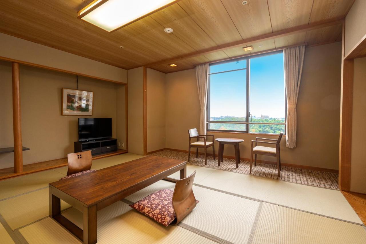 คังโป โนะ ยะโดะ โอะอุเมะ Hotel Ome ภายนอก รูปภาพ
