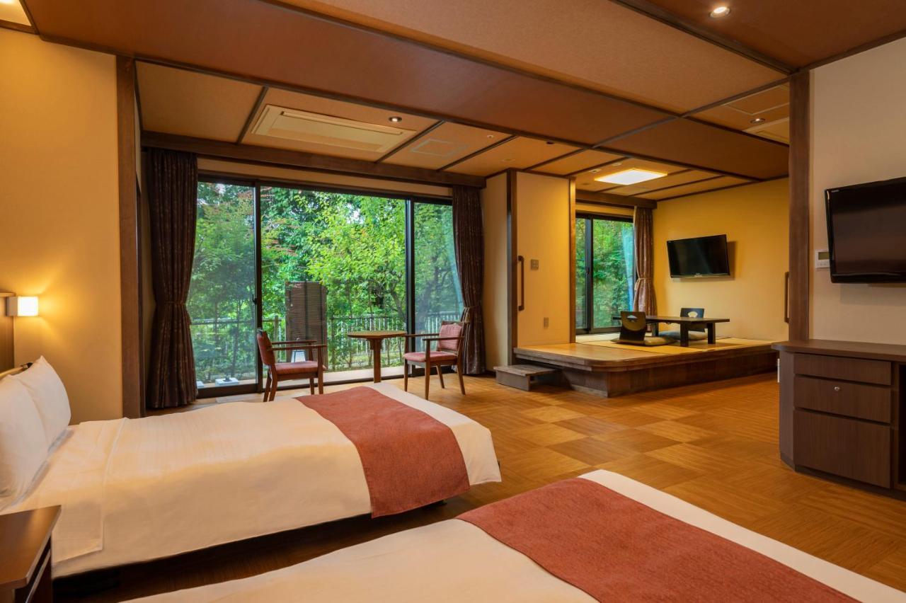 คังโป โนะ ยะโดะ โอะอุเมะ Hotel Ome ภายนอก รูปภาพ