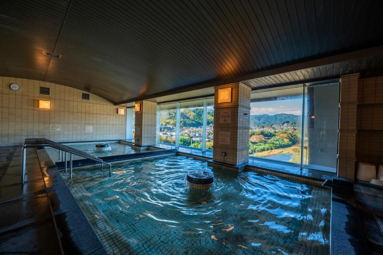 คังโป โนะ ยะโดะ โอะอุเมะ Hotel Ome ภายนอก รูปภาพ